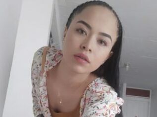 Antonella_Foxx