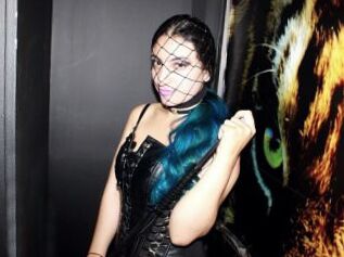 Melanyslave