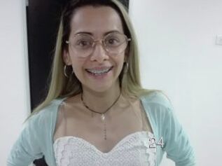 Pamella_24